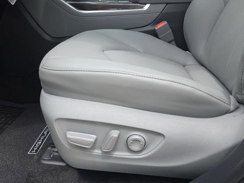 New 2026 Toyota Highlander Limited AWD/4WD image 30