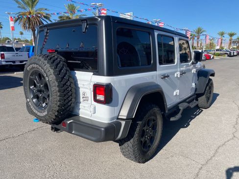 Used 2023 Jeep Wrangler Unlimited AWD/4WD image 6