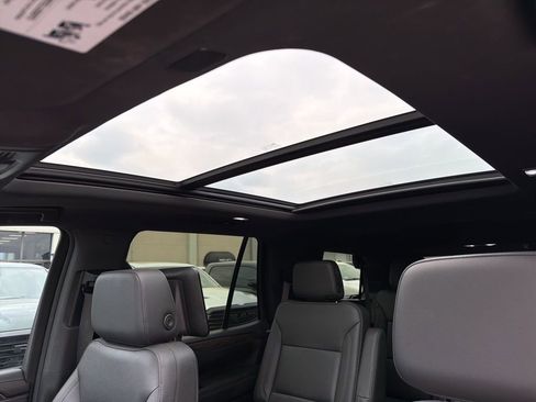 Used 2021 Chevrolet Tahoe Z71 w/ Rear Media and Nav Package image 42