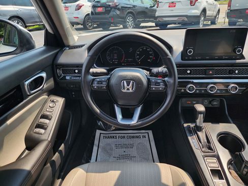 Used 2024 Honda Civic EX-L image 10