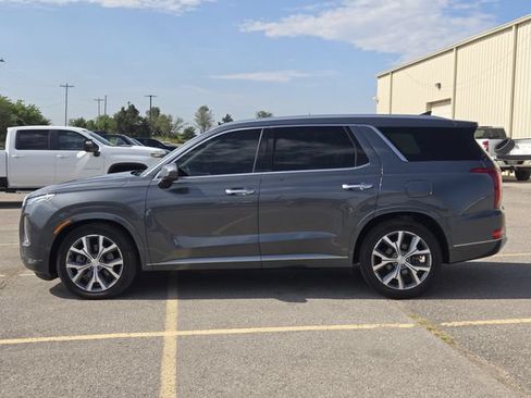 Used 2021 Hyundai Palisade Limited FWD image 4