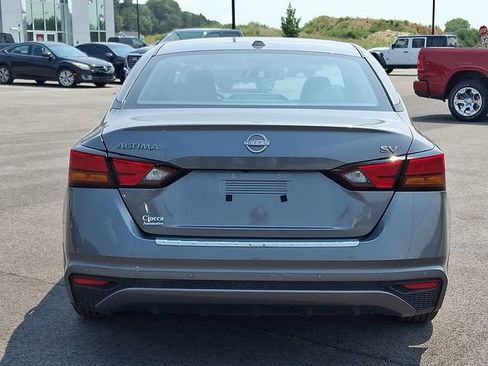 Used 2023 Nissan Altima 2.5 SV FWD image 6