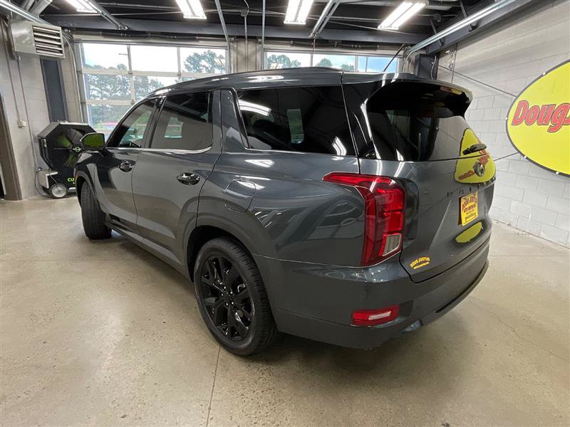 Used 2020 Hyundai Palisade SEL w/ Premium Package AWD/4WD image 3