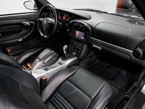 Used 2004 Porsche 911 Carrera RWD image 29