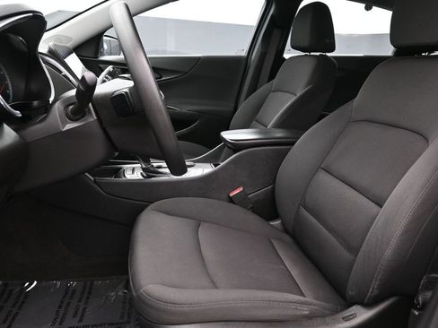 Used 2020 Chevrolet Malibu LT FWD image 10