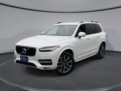 Used 2018 Volvo XC90 T6 Momentum w/ Convenience Package