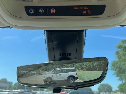 Used 2022 Cadillac XT6 Premium Luxury w/ Technology Package FWD image 34