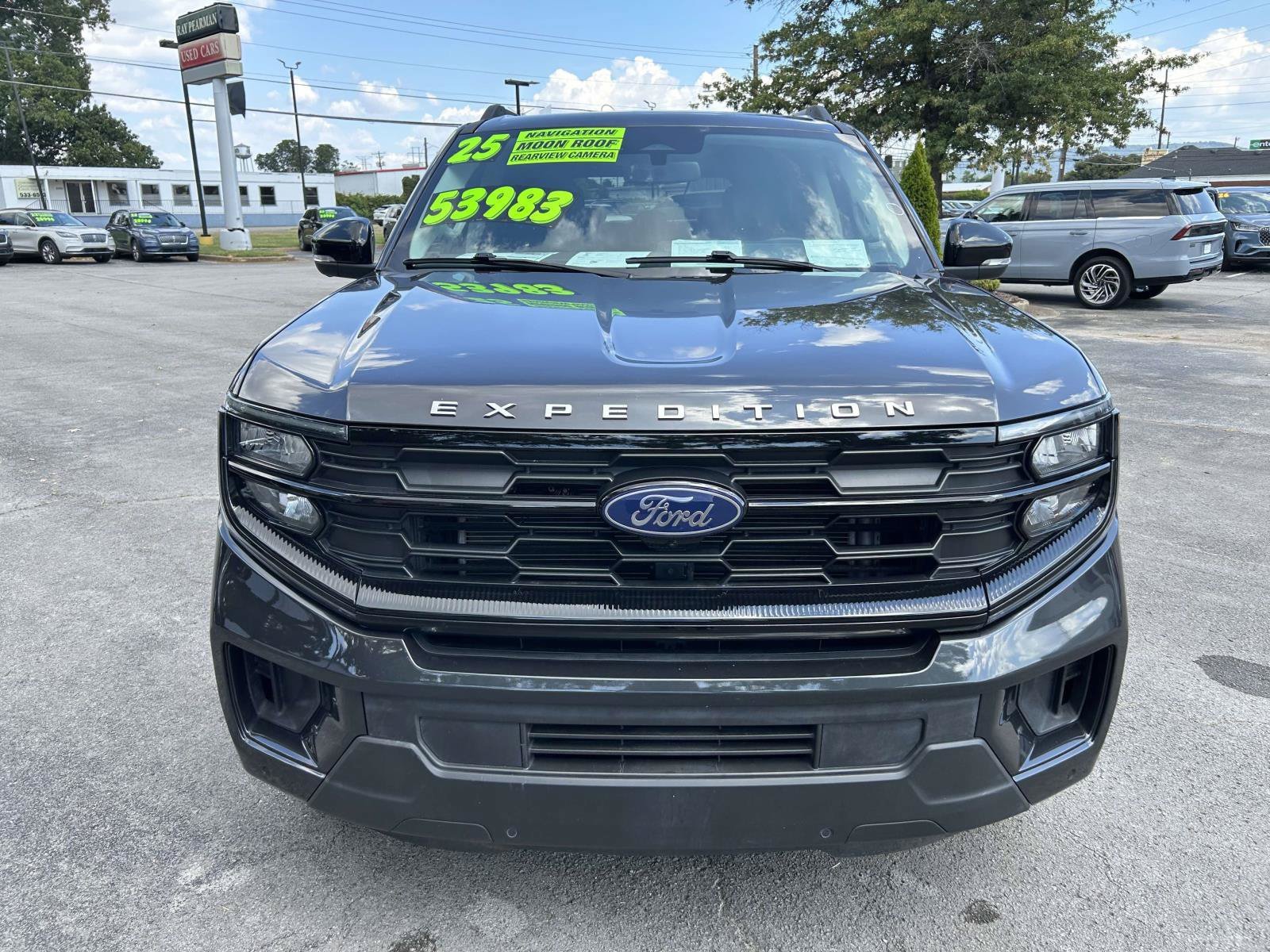 Used 2025 Ford Expedition Active RWD image 12