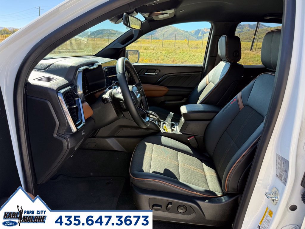 Used 2026 GMC Canyon AT4 AWD/4WD image 14