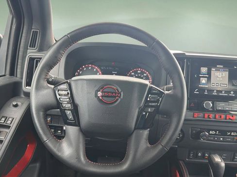 Certified 2025 Nissan Frontier PRO-4X w/ Pro Convenience Package AWD/4WD image 9
