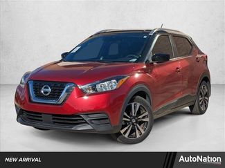 Used 2020 Nissan Kicks SV video 1