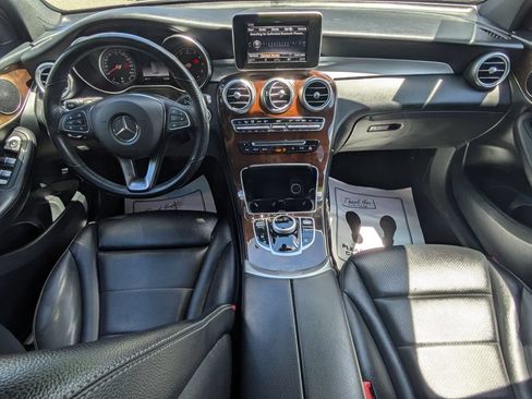 Used 2019 Mercedes-Benz GLC 300 4MATIC image 15