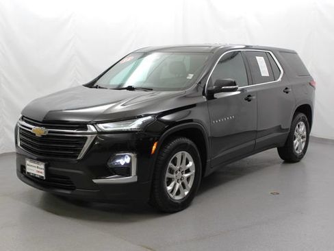Used 2022 Chevrolet Traverse LS FWD image 6