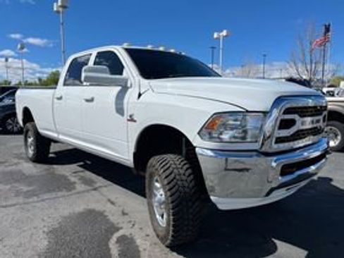 Used 2014 RAM 2500 Tradesman w/ Chrome Appearance Group image 4