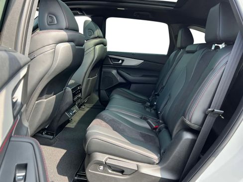 Used 2023 Acura MDX A-Spec image 12