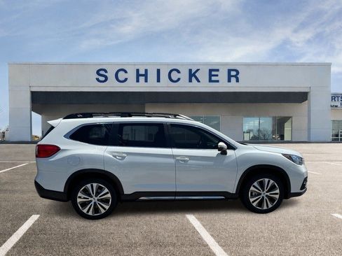 Used 2022 Subaru Ascent Limited w/ Technology Package AWD/4WD image 2
