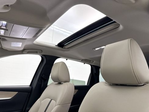 Used 2025 MAZDA CX-90 3.3 Turbo w/ Preferred Package image 3