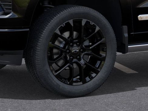 New 2026 Chevrolet Silverado 1500 High Country AWD/4WD image 9