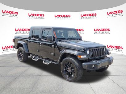 Used 2024 Jeep Gladiator Sport