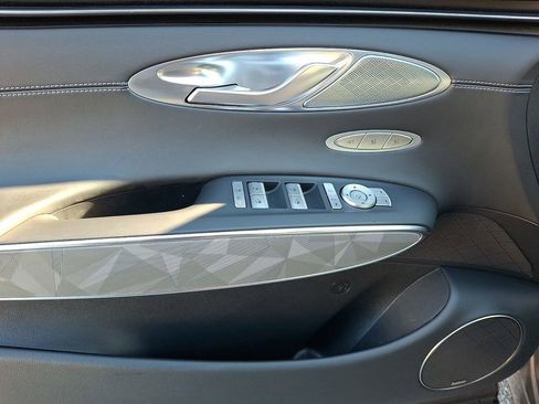 Used 2022 Genesis GV70 3.5T Sport w/ Sport Advanced Package image 13