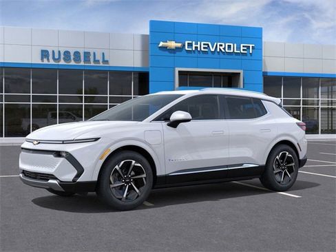 New 2025 Chevrolet Equinox EV LT image 2