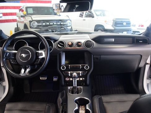 Used 2022 Ford Mustang GT Premium w/ GT Performance Package RWD image 54