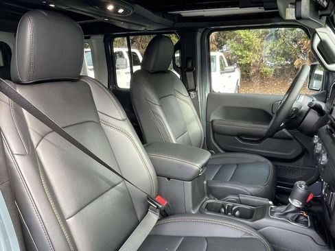 New 2026 Jeep Wrangler Unlimited Sahara AWD/4WD image 26