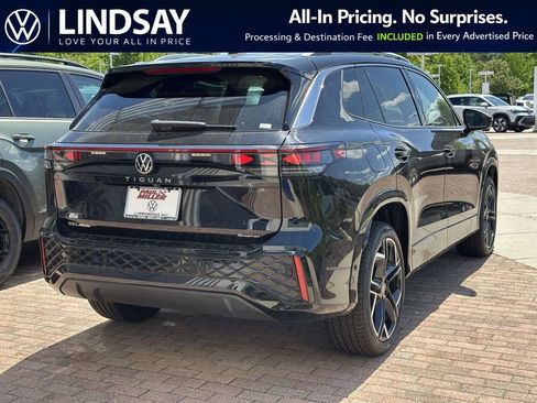 New 2026 Volkswagen Tiguan SEL R-Line AWD/4WD image 7