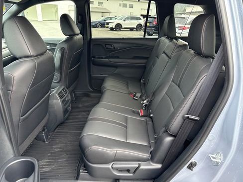 Used 2023 Honda Passport TrailSport image 14