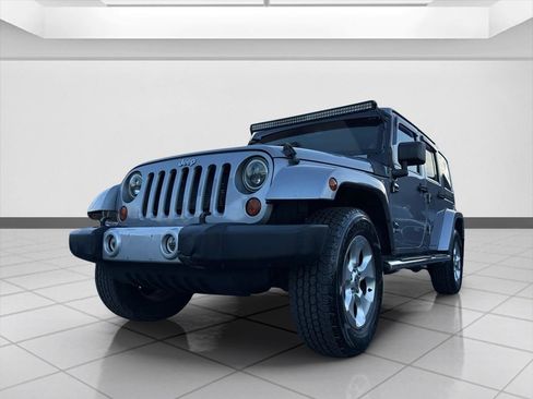 Used 2013 Jeep Wrangler Unlimited Sahara w/ Dual Top Group image 6