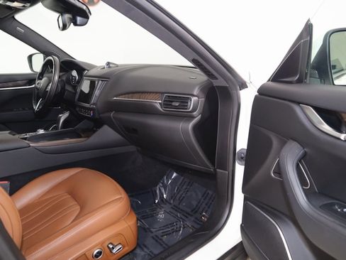 Used 2022 Maserati Levante Modena image 48