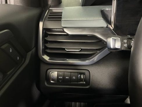 Used 2024 GMC Acadia AT4 w/ Luxury Package AWD/4WD image 26
