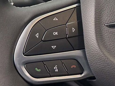 New 2026 Chrysler Pacifica Select image 36