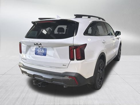 Used 2025 Kia Sorento SX image 7
