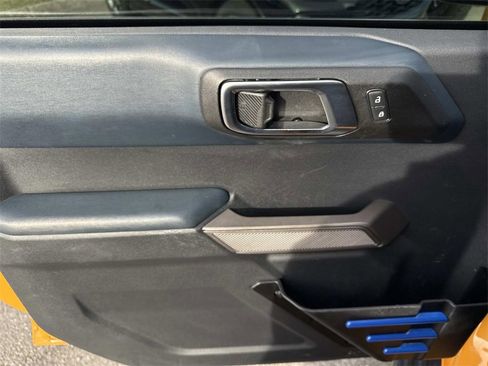 Used 2022 Ford Bronco Outer Banks image 16