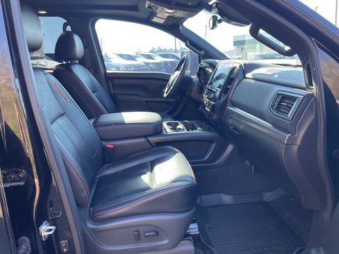Used 2024 Nissan Titan PRO-4X w/ Pro-4x Convenience Package image 29