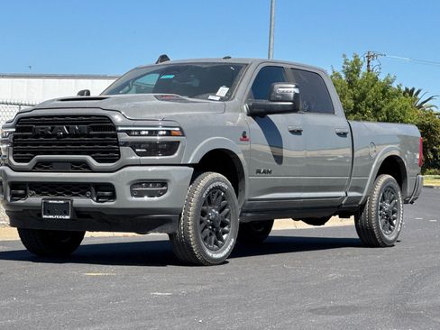 New 2026 RAM 3500 Limited AWD/4WD image 7