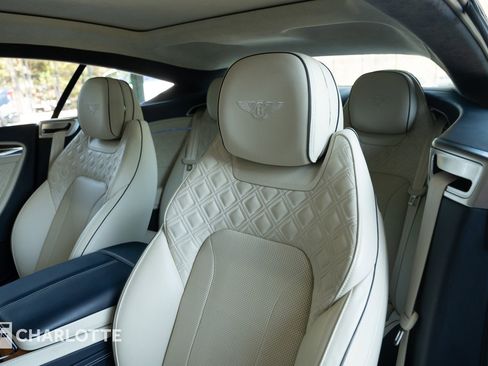 Used 2021 Bentley Continental GT AWD/4WD image 16