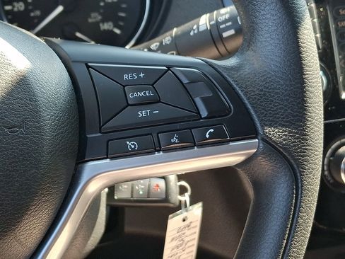 Used 2019 Nissan Rogue S AWD/4WD image 21