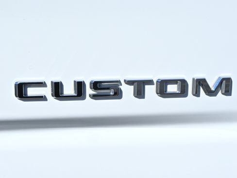 Used 2022 Chevrolet Silverado 2500 Custom w/ Custom Convenience Package image 35