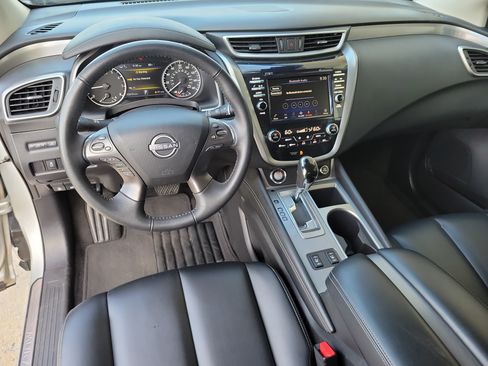 Used 2024 Nissan Murano SV FWD image 14