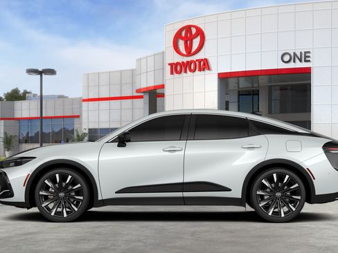 New 2026 Toyota Crown Platinum AWD/4WD image 42
