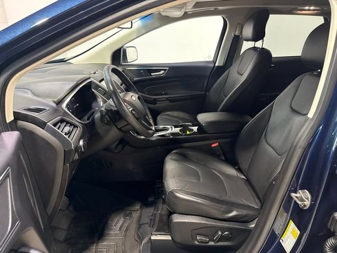 Used 2017 Ford Edge Titanium w/ Technology Package AWD/4WD image 23