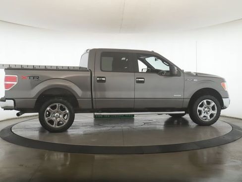 Used 2014 Ford F150 XLT w/ Equipment Group 302A Luxury image 6