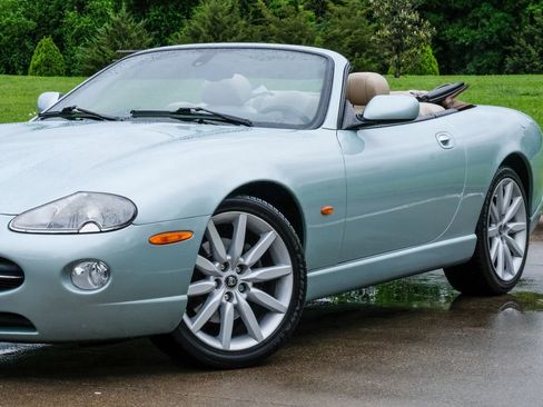 Used 2006 Jaguar XK8 Convertible RWD image 8