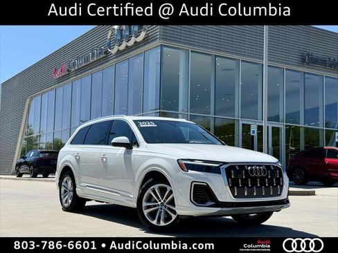 Certified 2025 Audi Q7 3.0T Premium Plus AWD/4WD image 2
