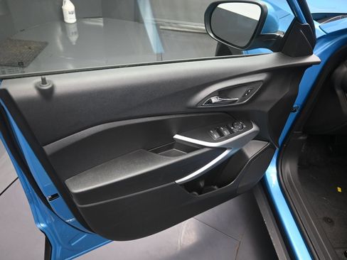 New 2026 Chevrolet Trax LS w/ LS Convenience Package FWD image 15