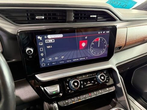 Used 2023 GMC Sierra 1500 Denali Ultimate image 27