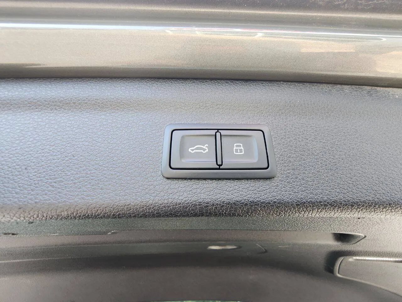 Used 2021 Audi Q3 2.0T Premium w/ Convenience Package AWD/4WD image 13