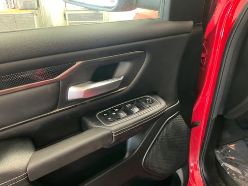 Used 2020 RAM 1500 Rebel AWD/4WD image 10